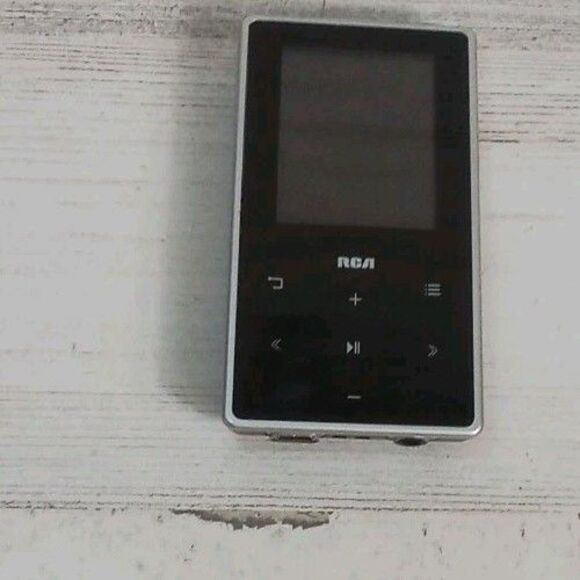 RCA M6204A MP3‎ Player Used Works No Charger Included - Picture 1 of 8